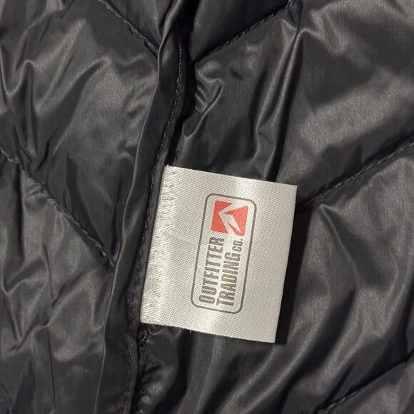 Outfitter Trading Co Women’s Puffer Jacket Size Small Black Insulated Zip Front - Picture 9 of 10